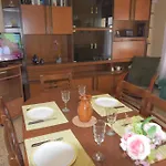 Rnet - Castell Trinitat Apartamento