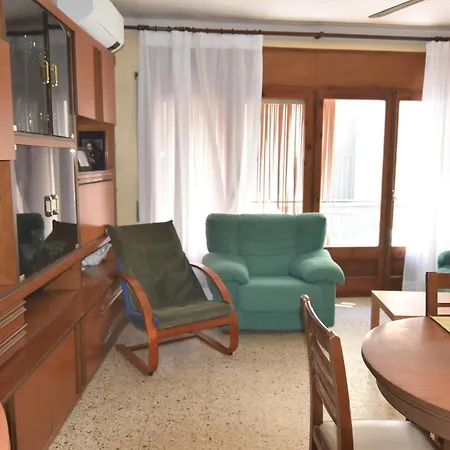 Rnet - Castell Trinitat Apartman